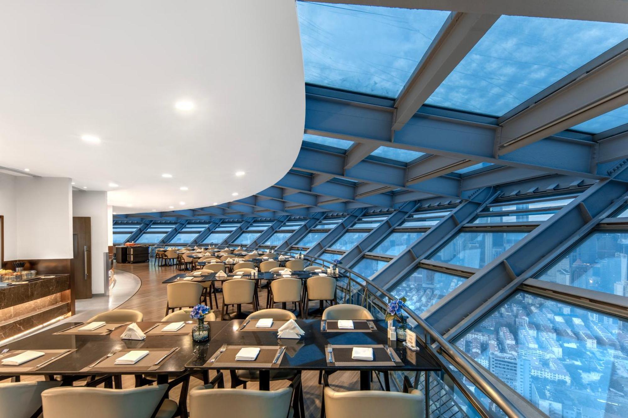 Novotel Atlantis Shanghai - Price And Value Breakfast In The Clouds With River View In The Revolving Restaurant &24H Free Self-Laundry Şanghay Dış mekan fotoğraf